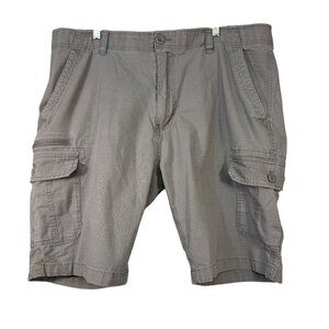 WearFirst Mens Gray Cargo Shorts Size 42 Belt Loops Lightweight Cotton Blend